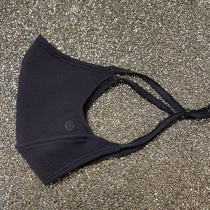 Black lululemon over ear mask